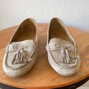 Bass leather flats size 6
